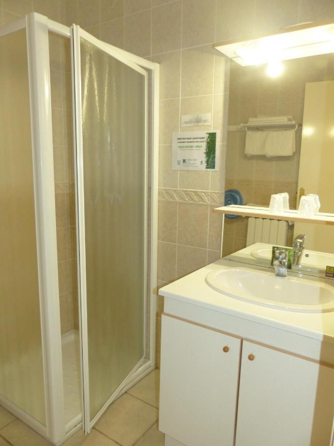 Hotel Logis Auberge De L'Isard แซ็ง-ลารี ภายนอก รูปภาพ