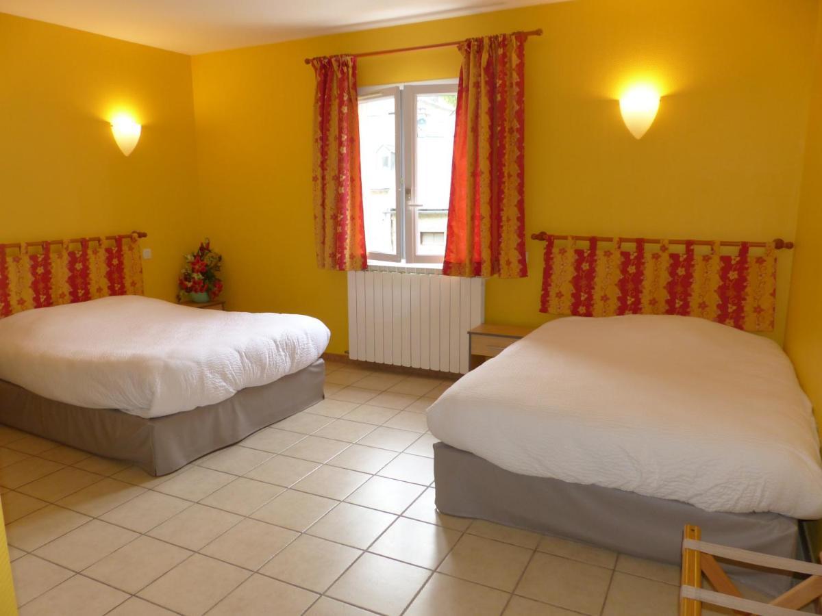 Hotel Logis Auberge De L'Isard แซ็ง-ลารี ภายนอก รูปภาพ