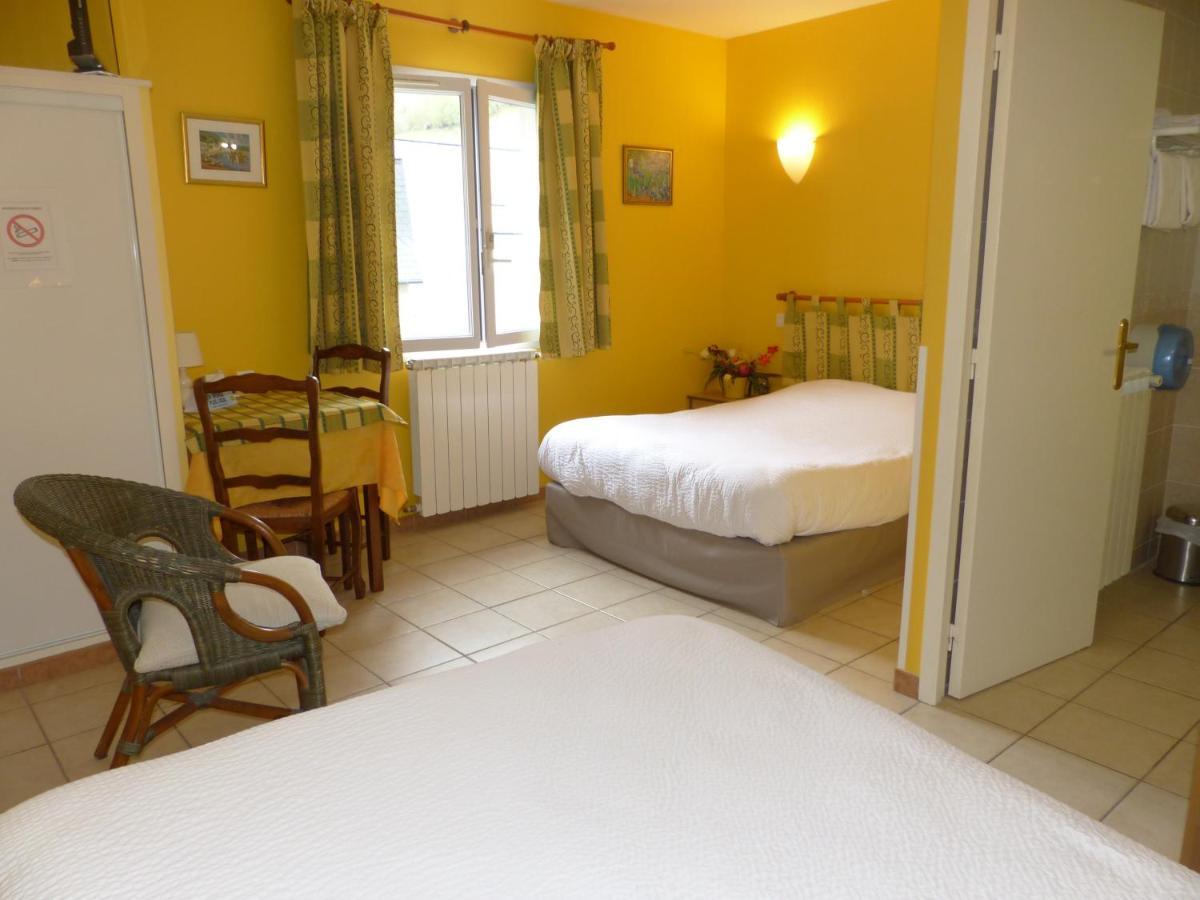 Hotel Logis Auberge De L'Isard แซ็ง-ลารี ภายนอก รูปภาพ