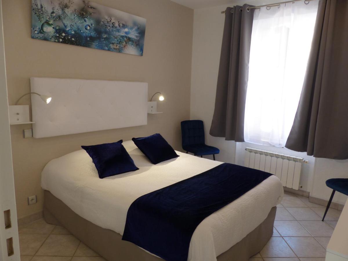 Hotel Logis Auberge De L'Isard แซ็ง-ลารี ภายนอก รูปภาพ