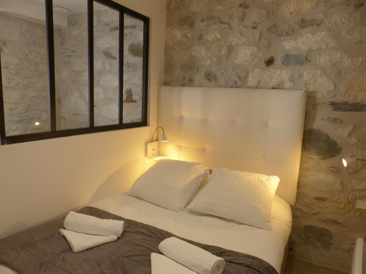 Hotel Logis Auberge De L'Isard แซ็ง-ลารี ภายนอก รูปภาพ