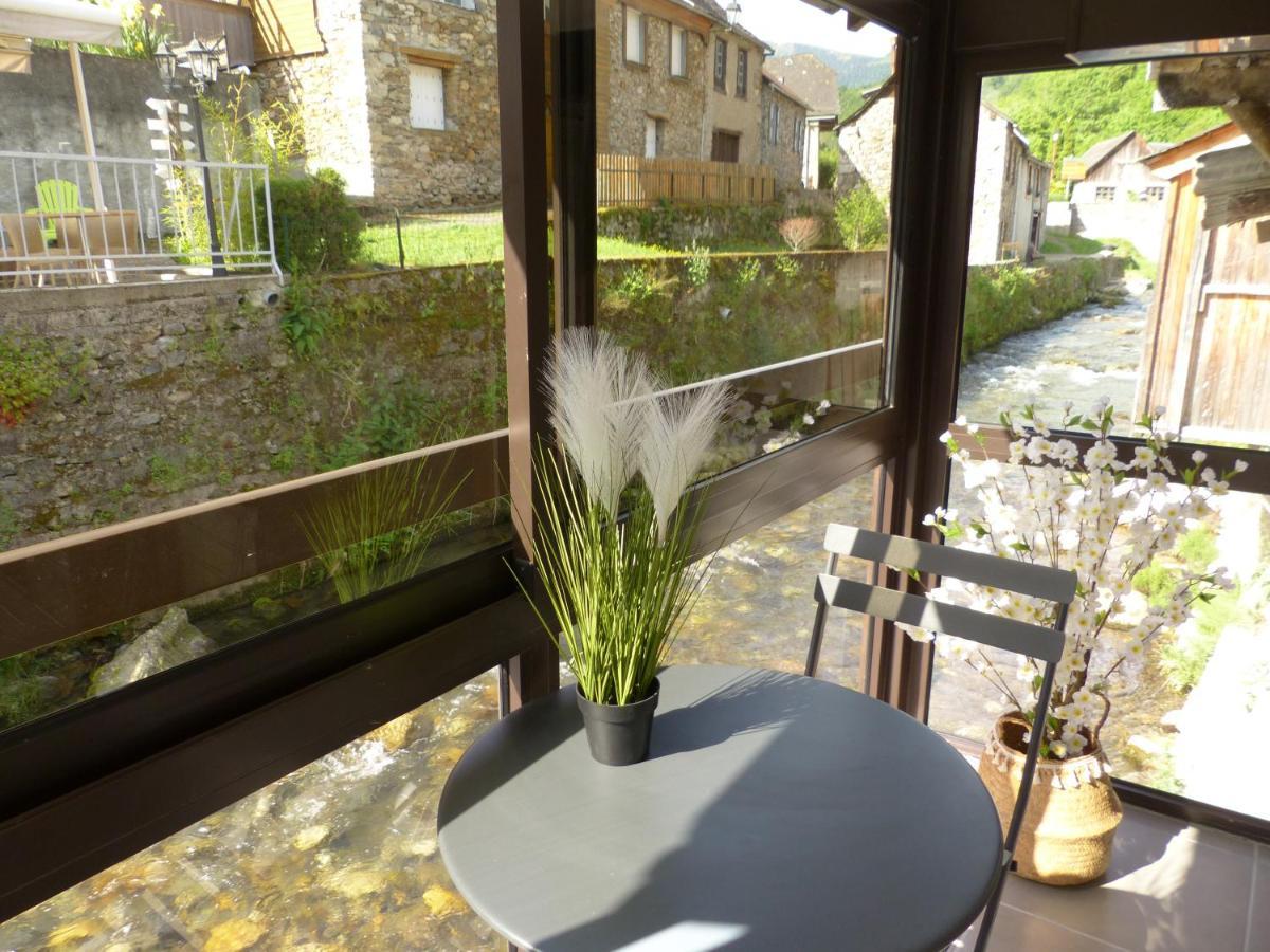Hotel Logis Auberge De L'Isard แซ็ง-ลารี ภายนอก รูปภาพ